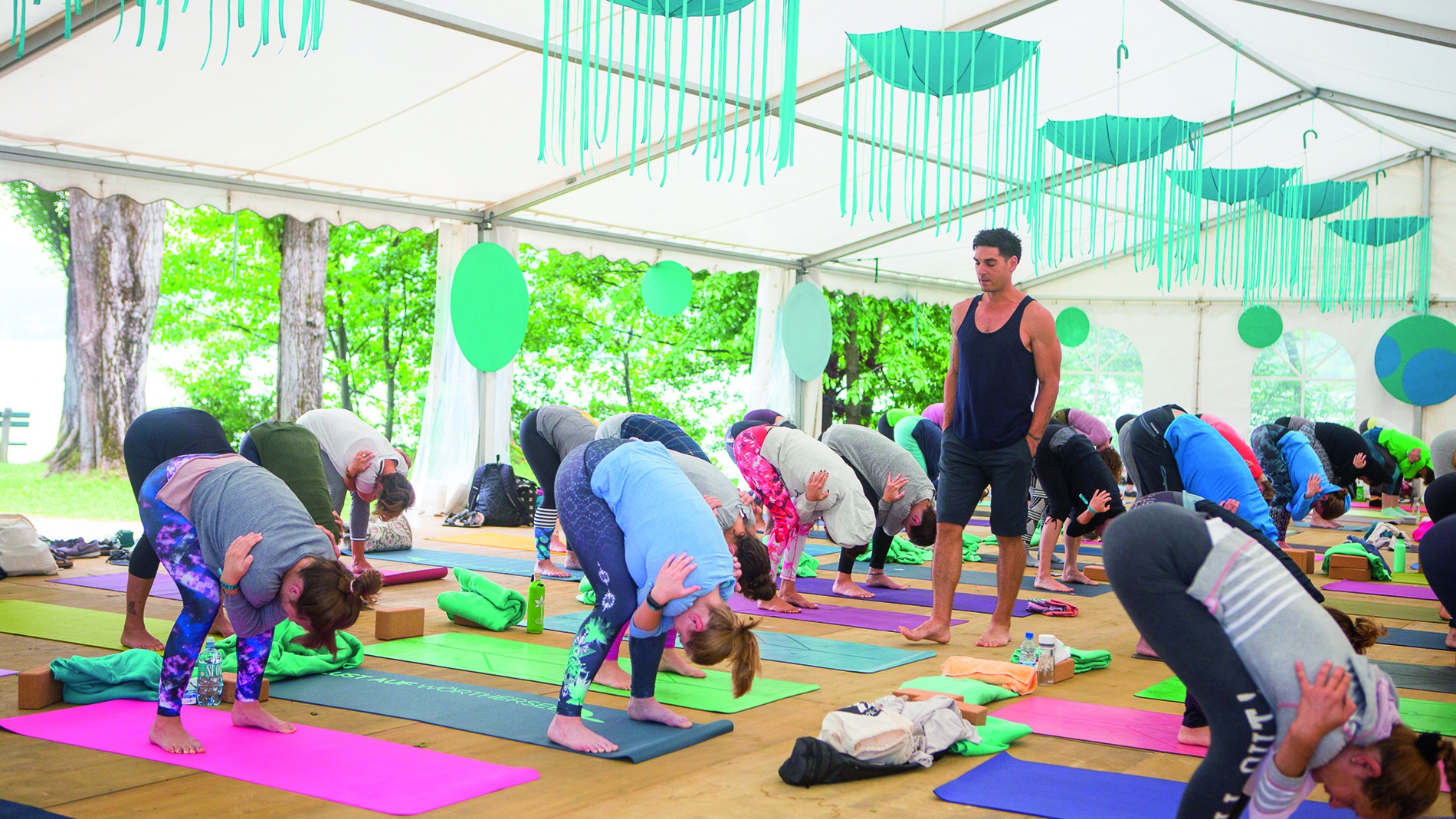 NAMASTE AM SEE - Yoga in türkis